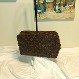 Louis Vuitton Monogram Vintage Trousse Toilette 28 Cosmetics Pouch Purse